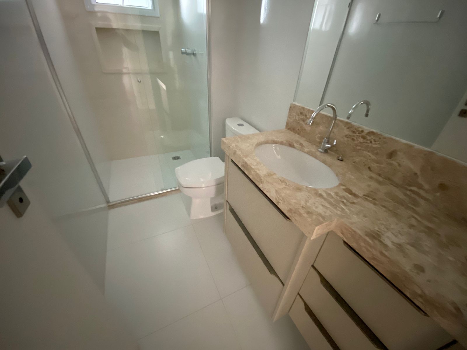 foto do anúncio Excelente apartamento próximo ao colégio Marista e Avenida Maringá